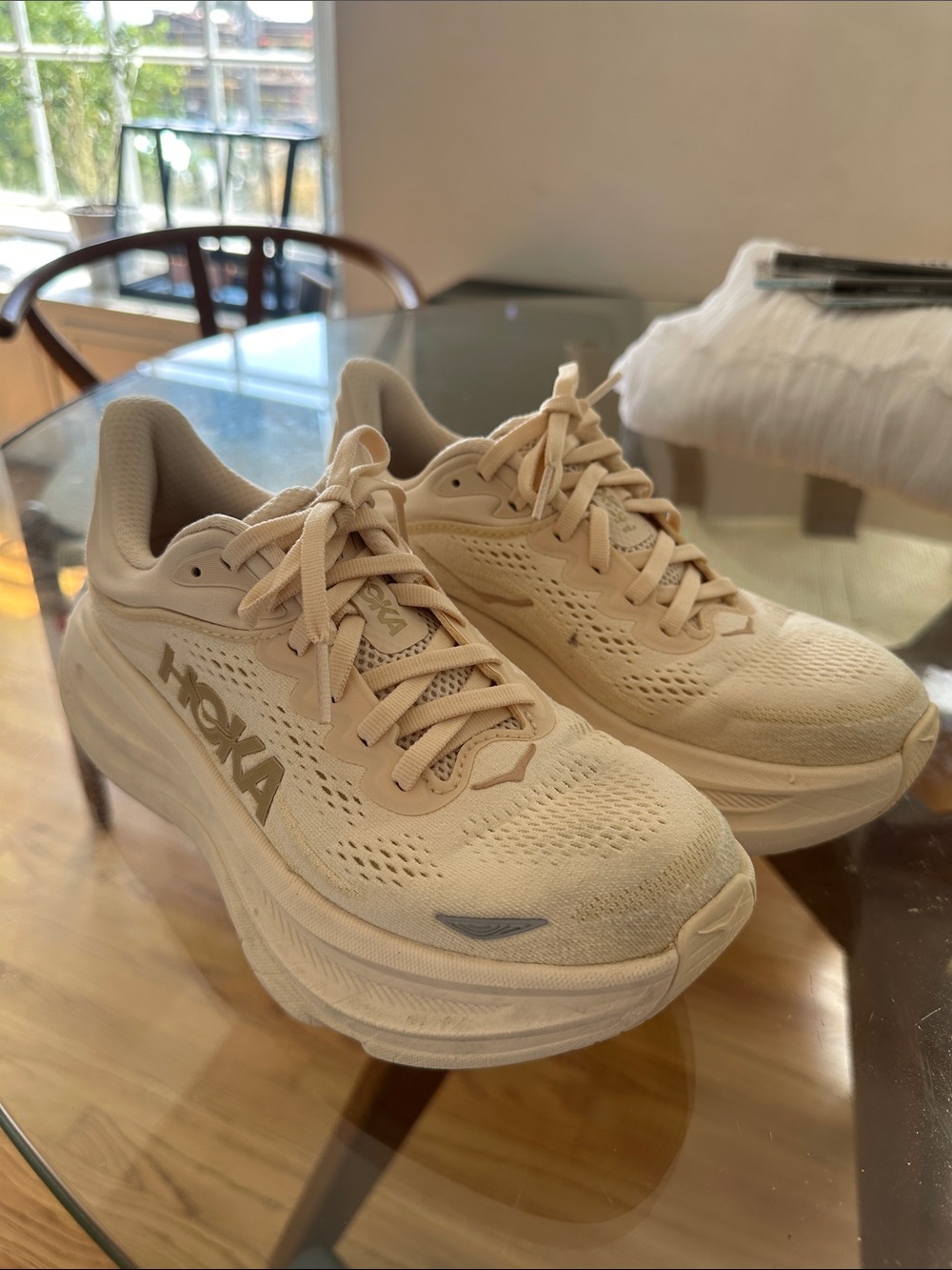 HOKA Bondi 9 - Cream